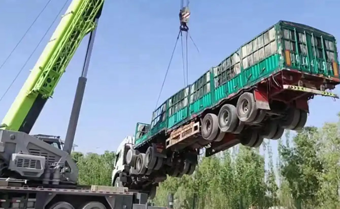 京口区道路脱困救援案例